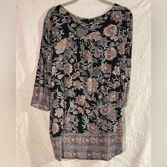 Lucky Brand Top Size 2X - Picture 3 of 3